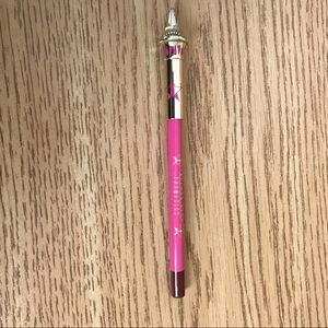 Unicorn blood lip liner